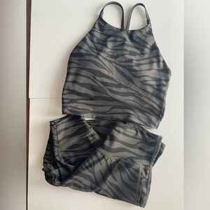 Old Navy Active Powersoft Workout Set size Small